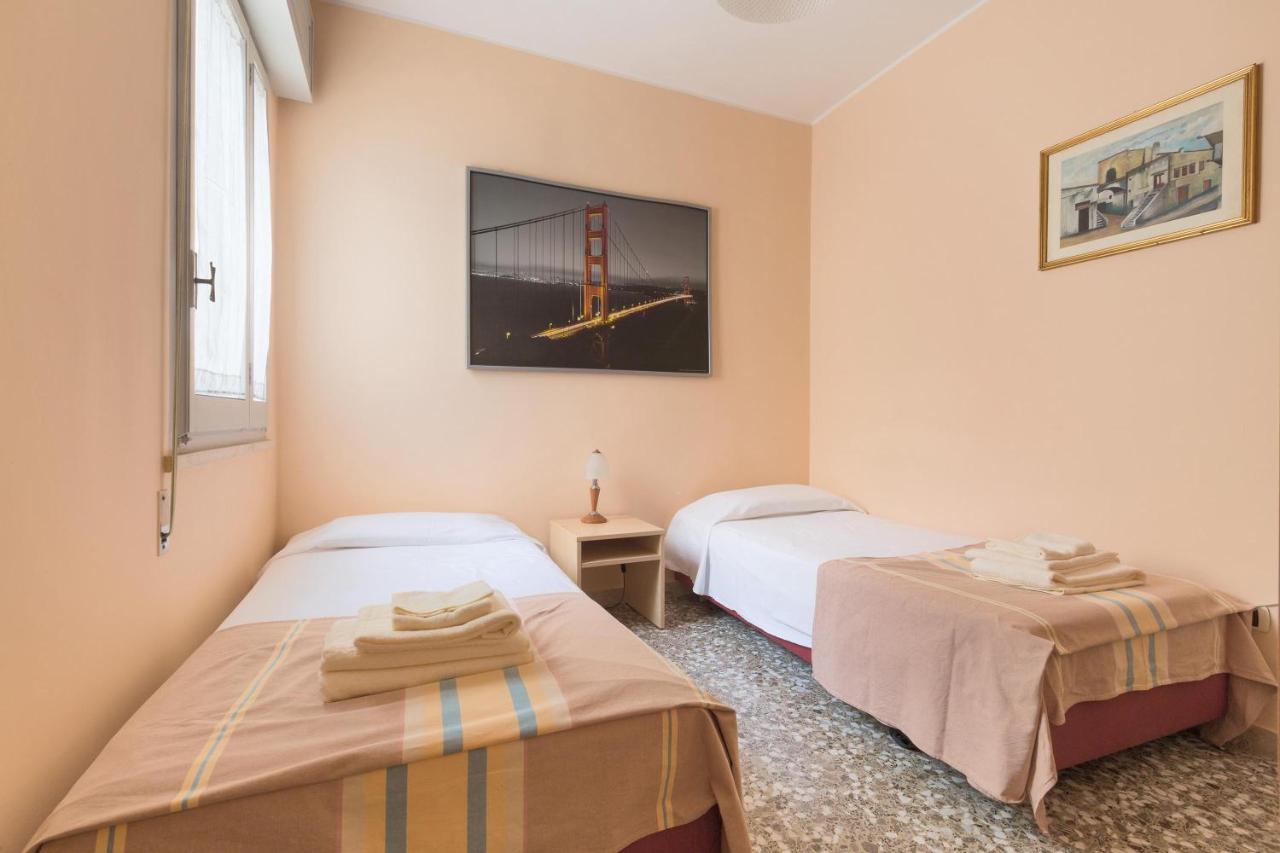 B&B Prima O Poi Parabita Buitenkant foto
