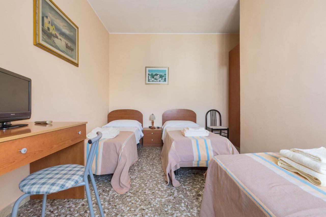 B&B Prima O Poi Parabita Buitenkant foto